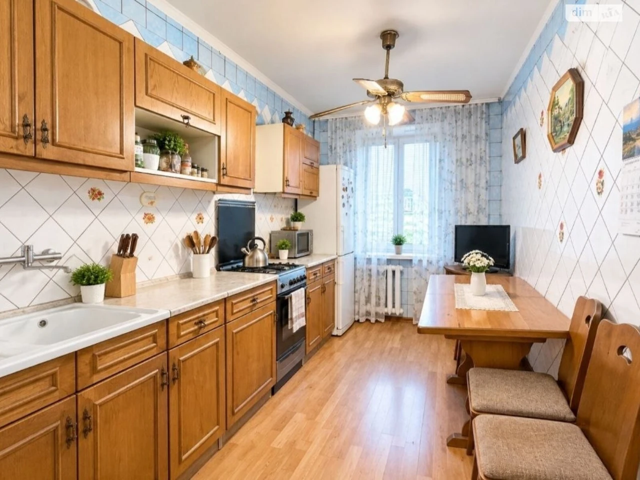Long-Term Rental Apartment Prospect Polya