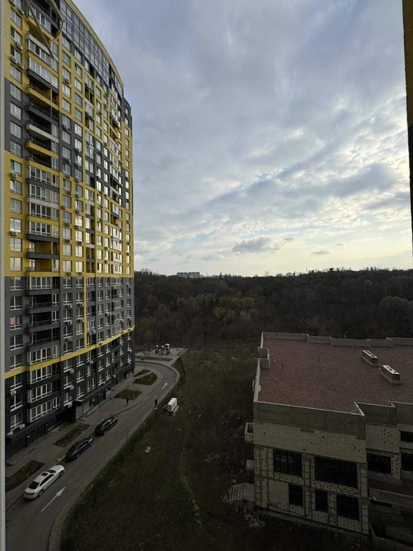 Продаж 3-к ЖК Медовий вул Кадетський Гай 10 Без %