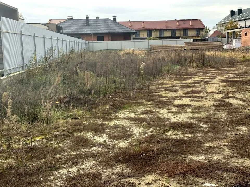 Land. Uzhhorod, National Guard St.
