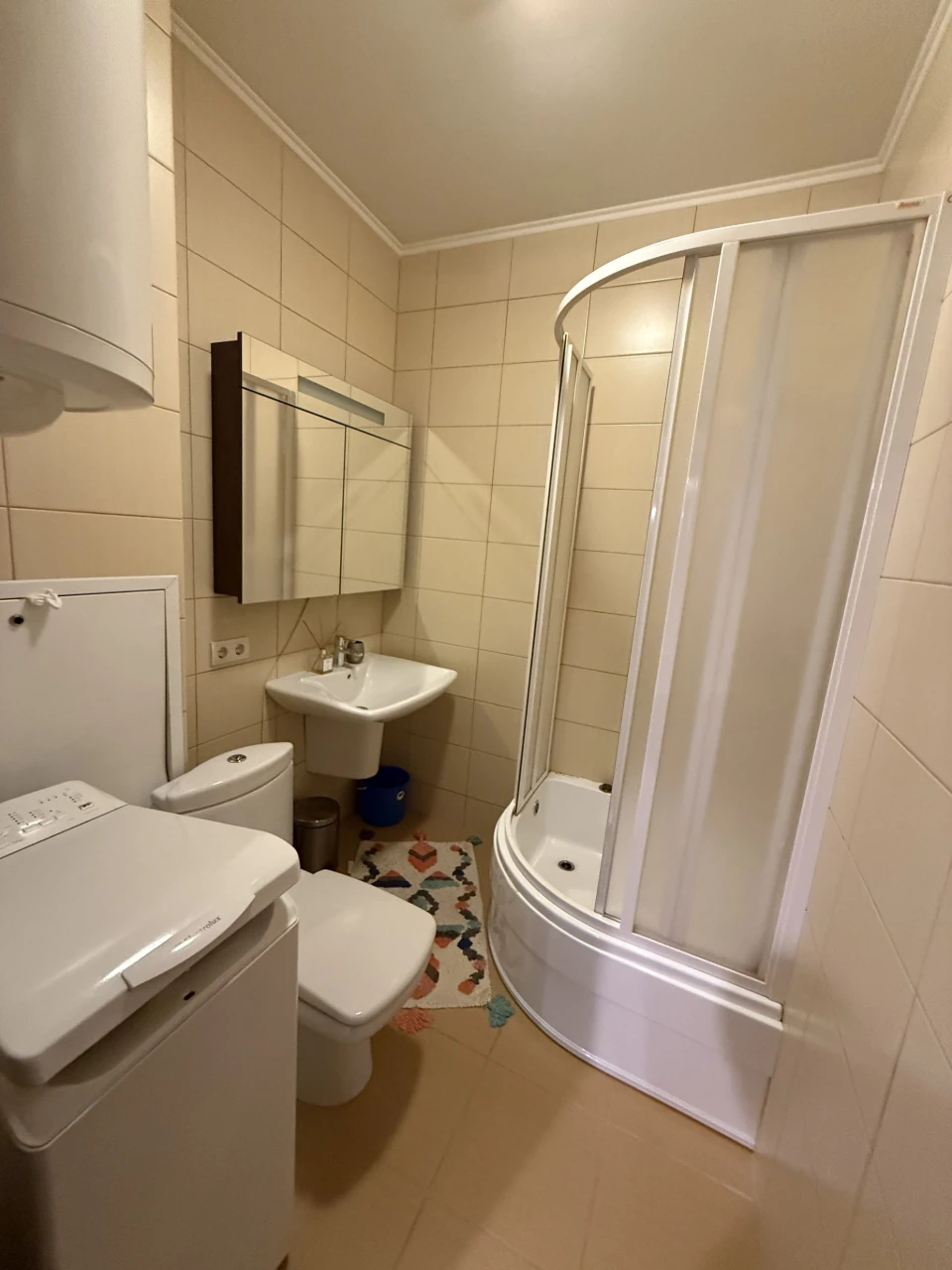 Сдается квартира на улице Гришка 9 в Киеве / W-7473303