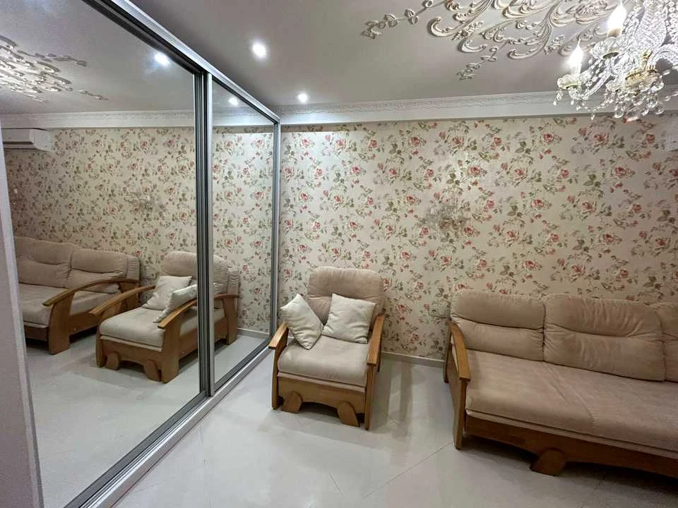 Apartment. Kyiv, Jordan Street.