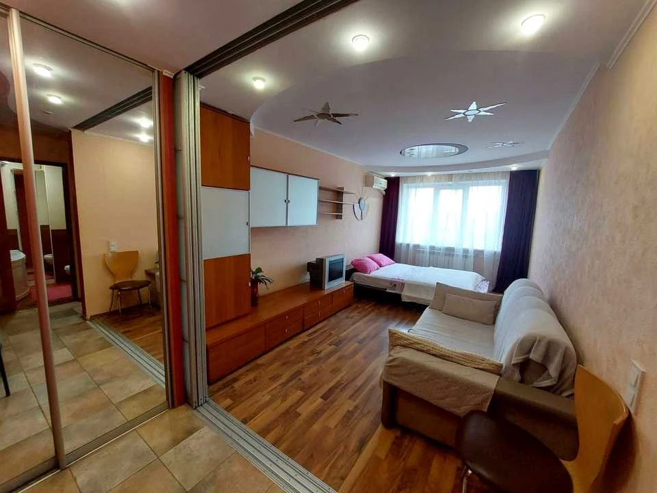 Apartment. Kyiv, Volodymyr Yasюк Prospect.