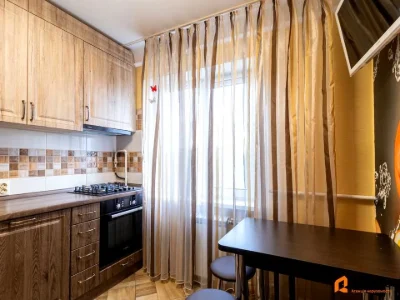 Two-room apartment. Rome Raushnogo St.