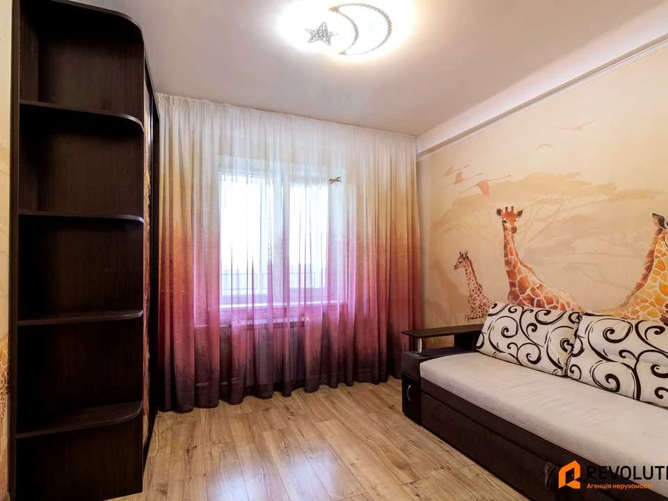 Two-room apartment. Rome Raushnogo St.