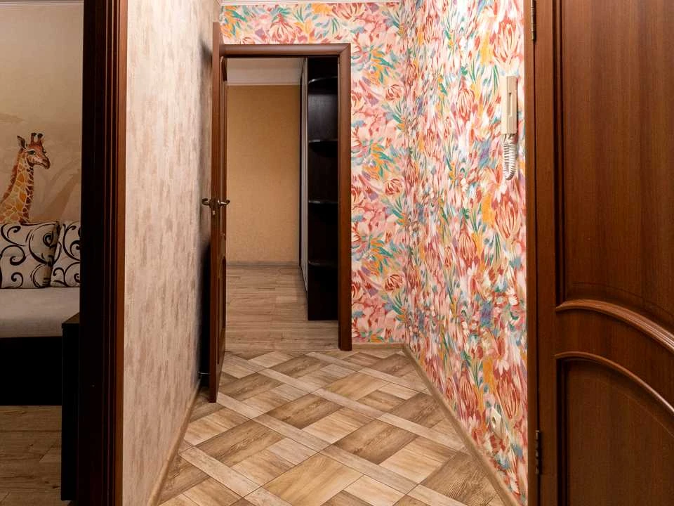 Two-room apartment. Rome Raushnogo St.