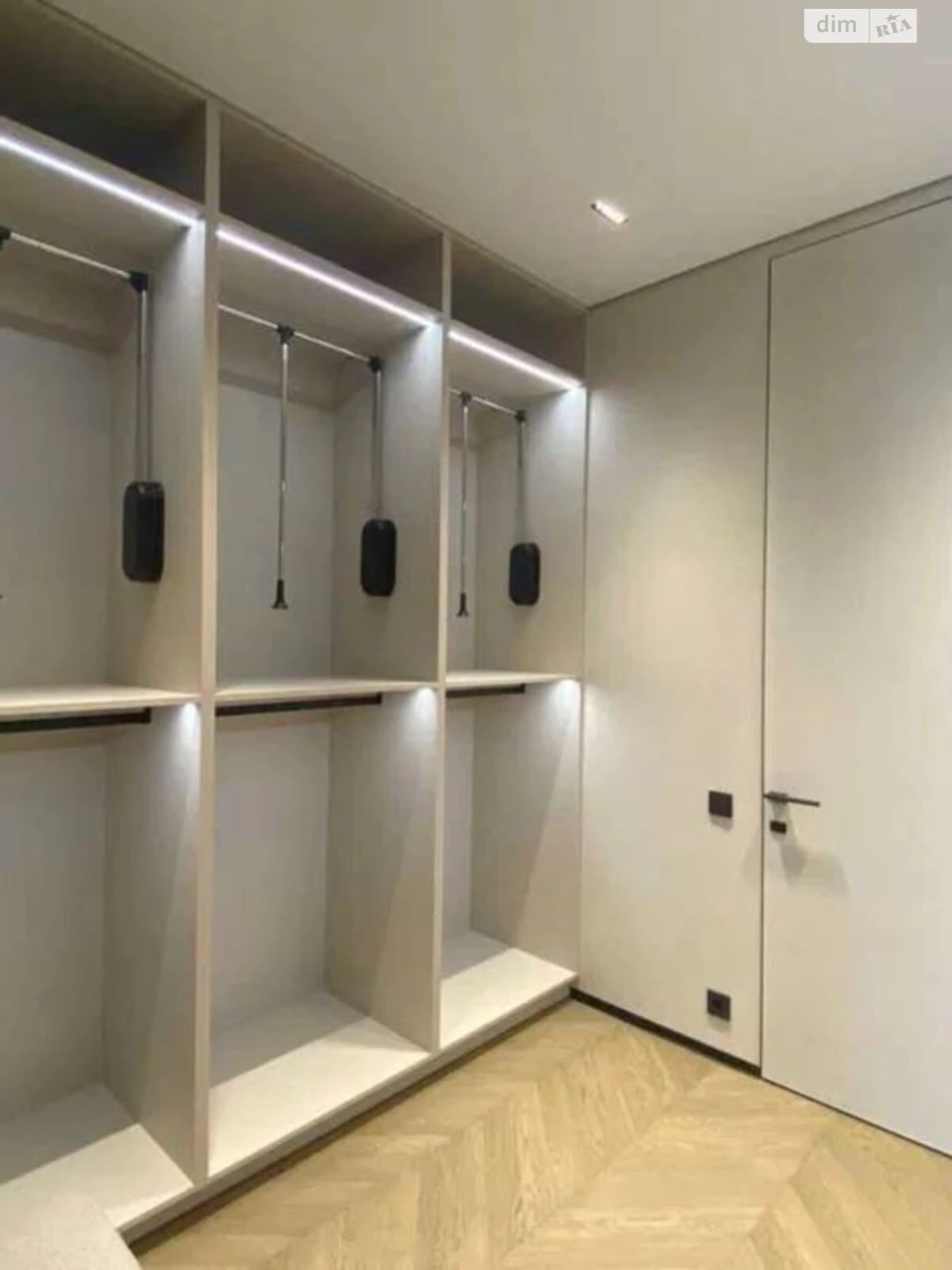 Long Term Rental Apartment, Saperne Pole