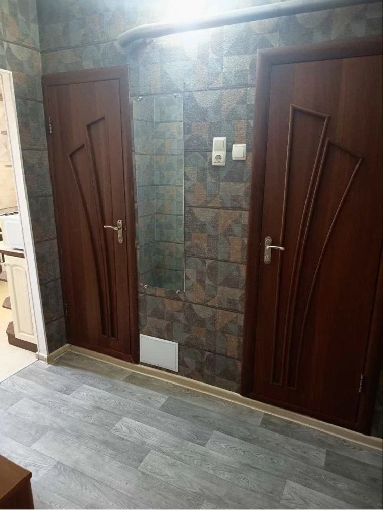 Продається  1-кім квартира вул  Героїв Дніпра, 61 ( Оболонь)