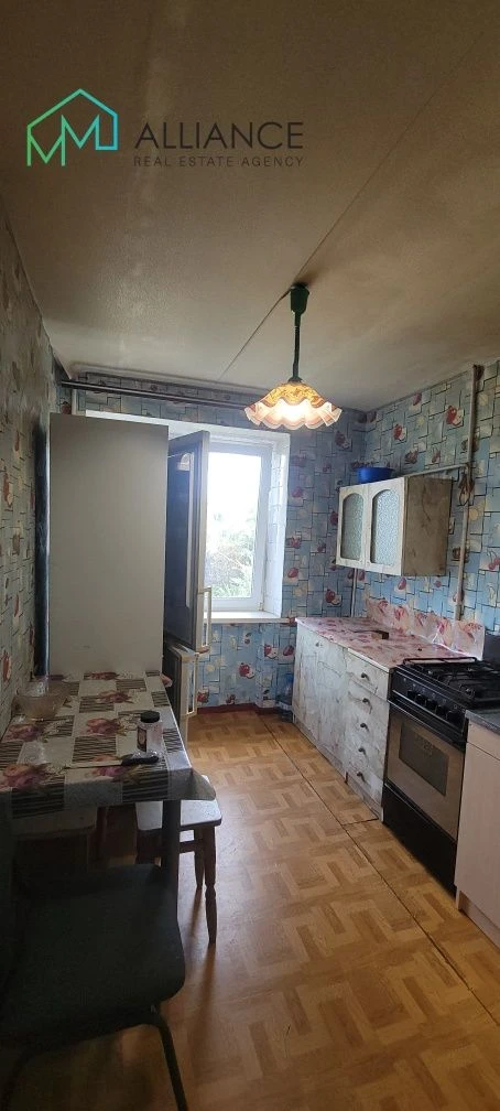 Sale of 3-room apartment.