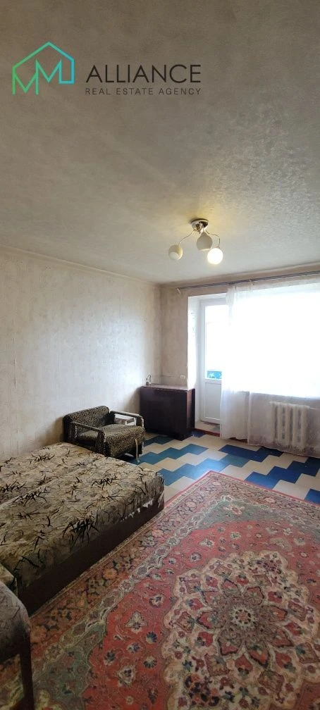 Sale of 3-room apartment.