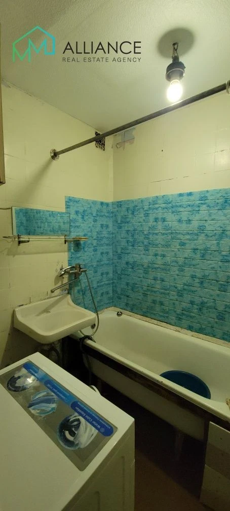 Sale of 3-room apartment.
