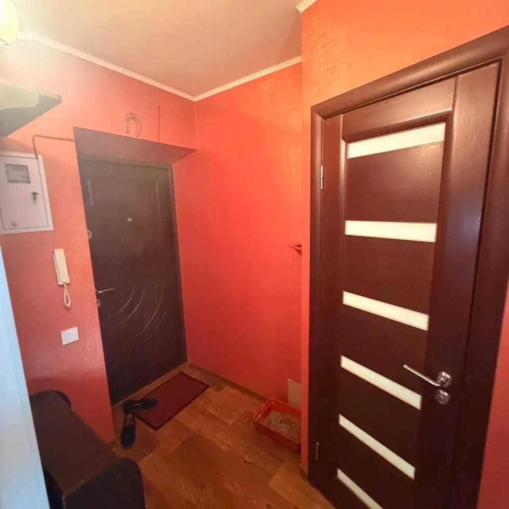 For Sale: 2-bedroom apartment on Bohdan Khmelnytsky Prospect! Slavutych!