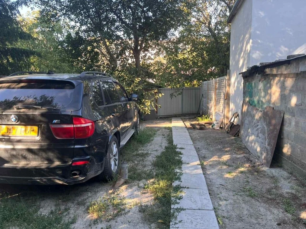 For sale, 3-room house in the Kirov district