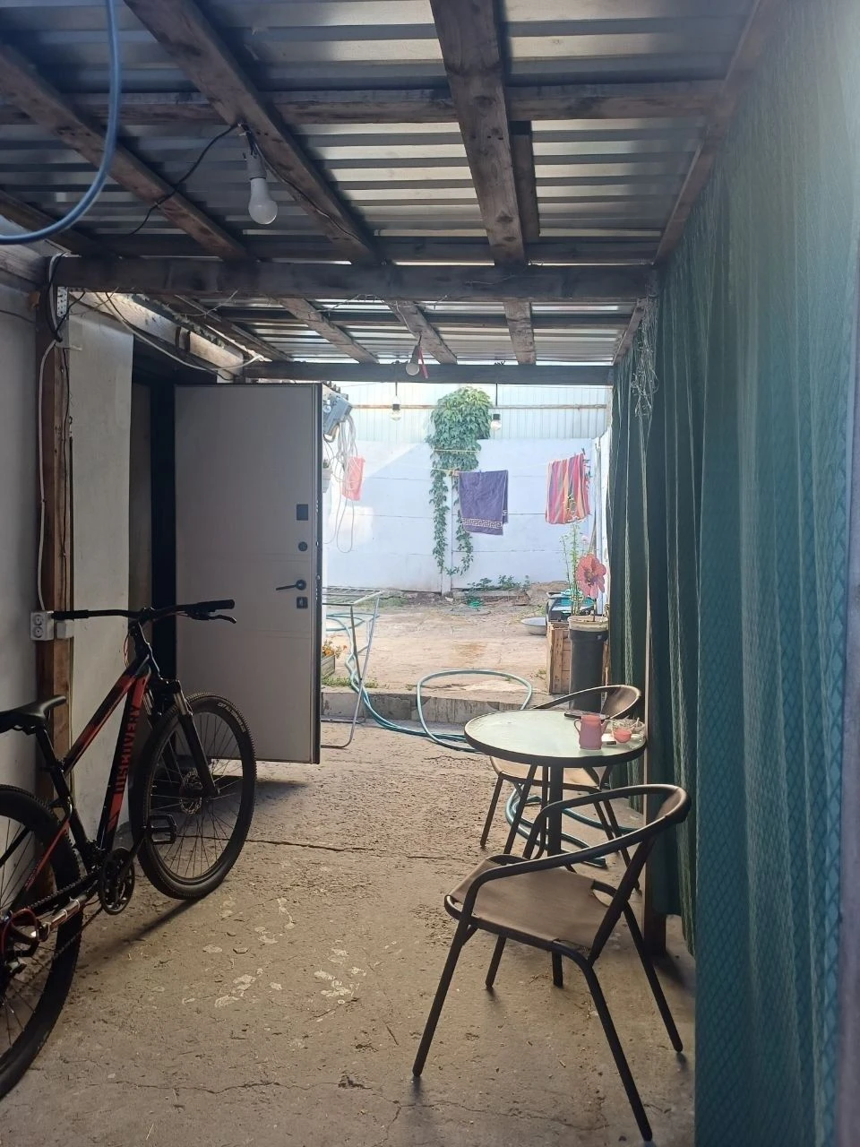 For sale, 3-room house in the Kirov district