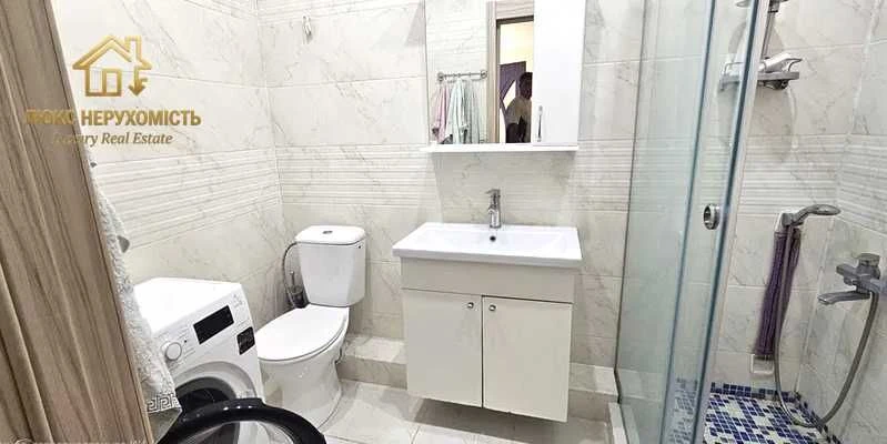 Продається п'ятикімнатна дворівнева квартира в ЖК Романівський