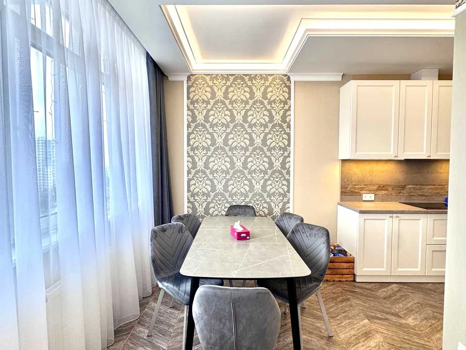 Apartment. Odessa, Fontanskaya Road St.