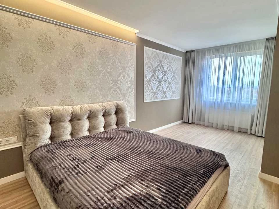 Apartment. Odessa, Fontanskaya Road St.