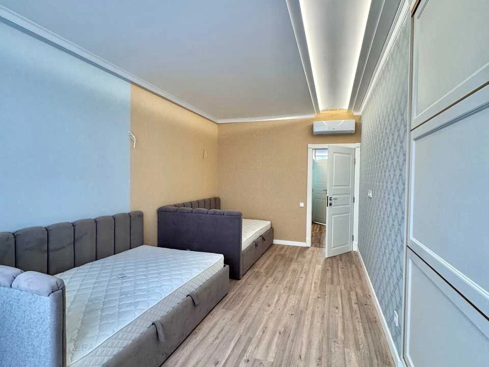 Apartment. Odessa, Fontanskaya Road St.