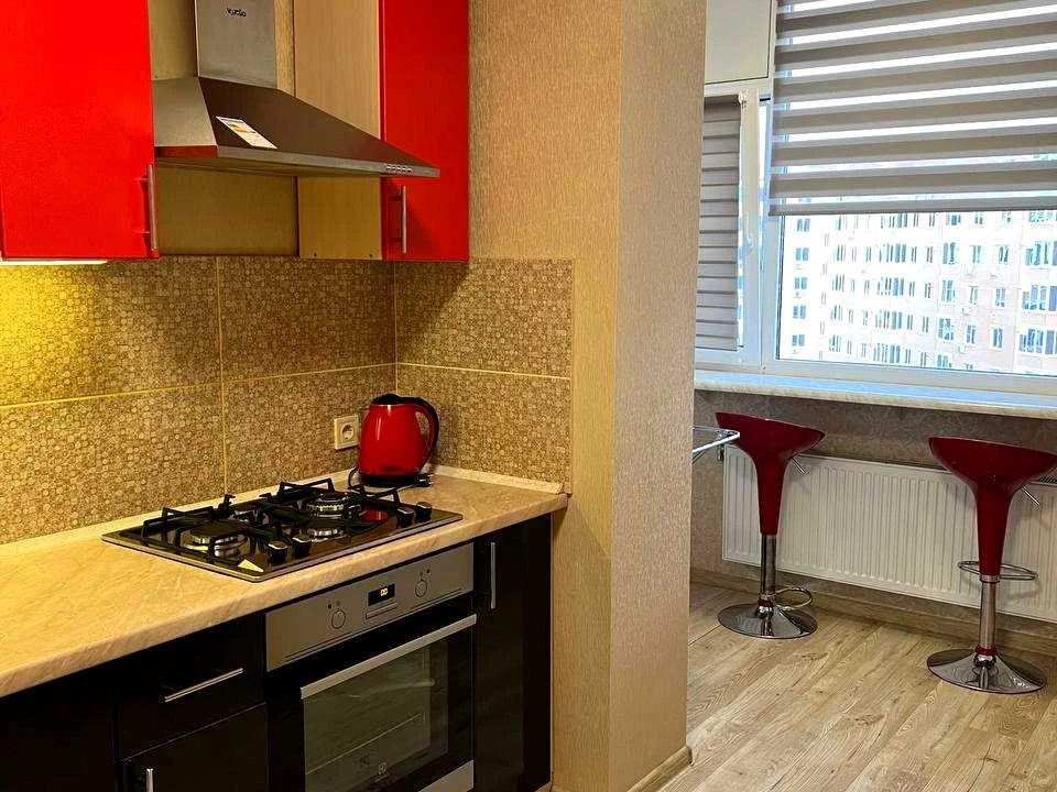 Apartment. Kharkiv, Losivsky Prospect
