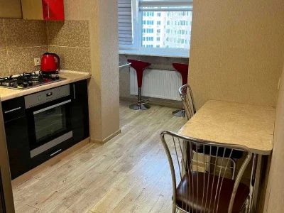 Apartment. Kharkiv, Losivsky Prospect
