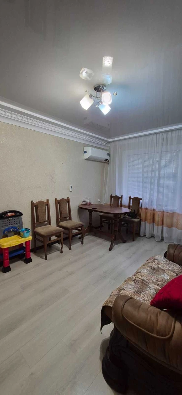 Продам 3 комнатную квартиру улица Счастливая 2 этаж