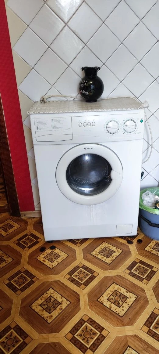 Продается 1 ком кв., 30 м. кв. ул. Незалежна Україна