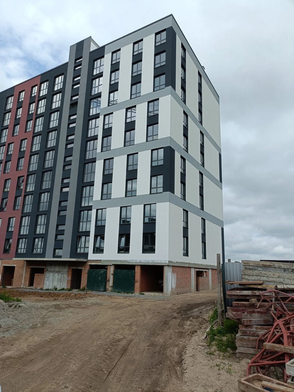 Sale of a two-room apartment in the Megalion residential complex