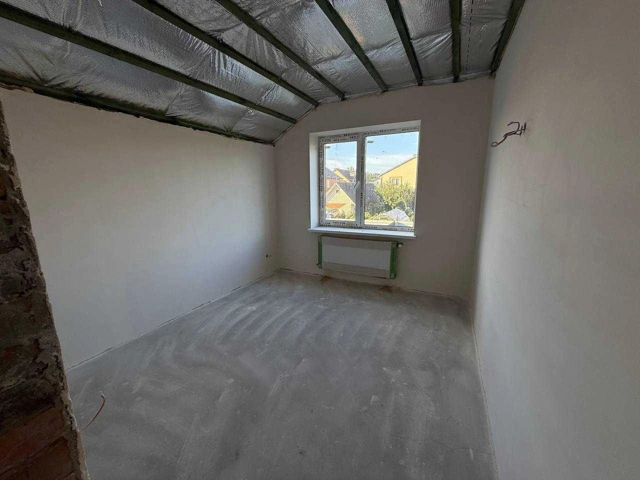 Sale of a house in a finished state, 5.5 acres, fenced area