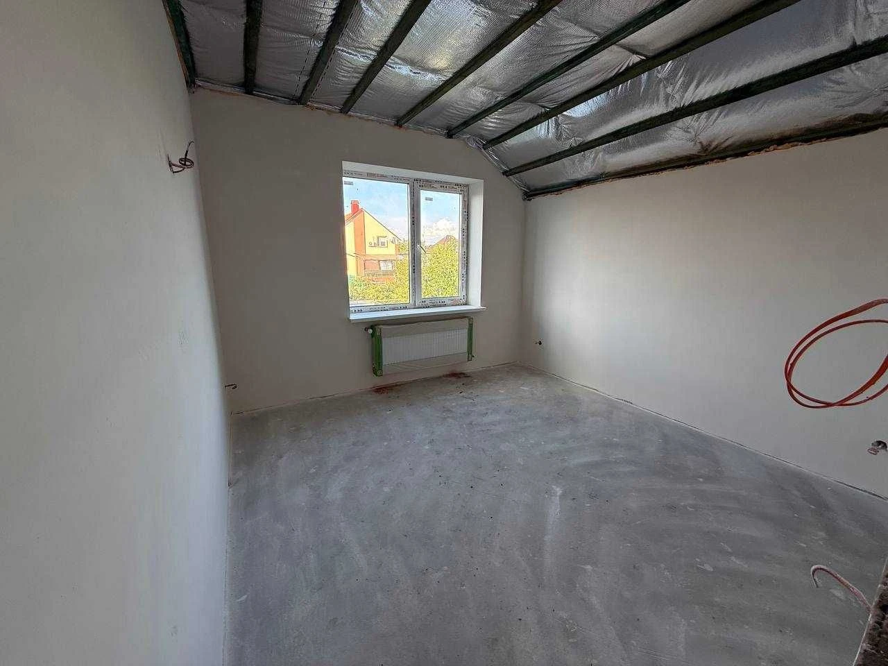 Sale of a house in a finished state, 5.5 acres, fenced area