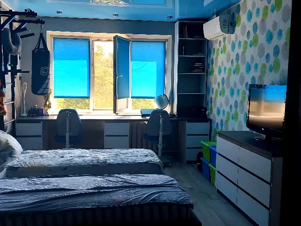 Apartment. Poltava, Velikotirnivska St.