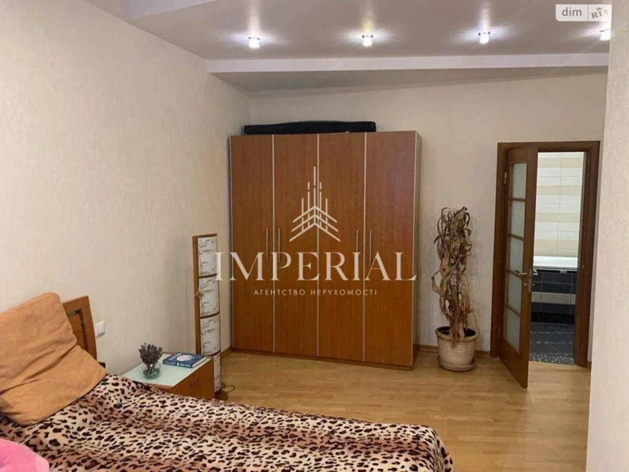 Long-Term Rental: 3-Room Apartment in Solomyanskyi