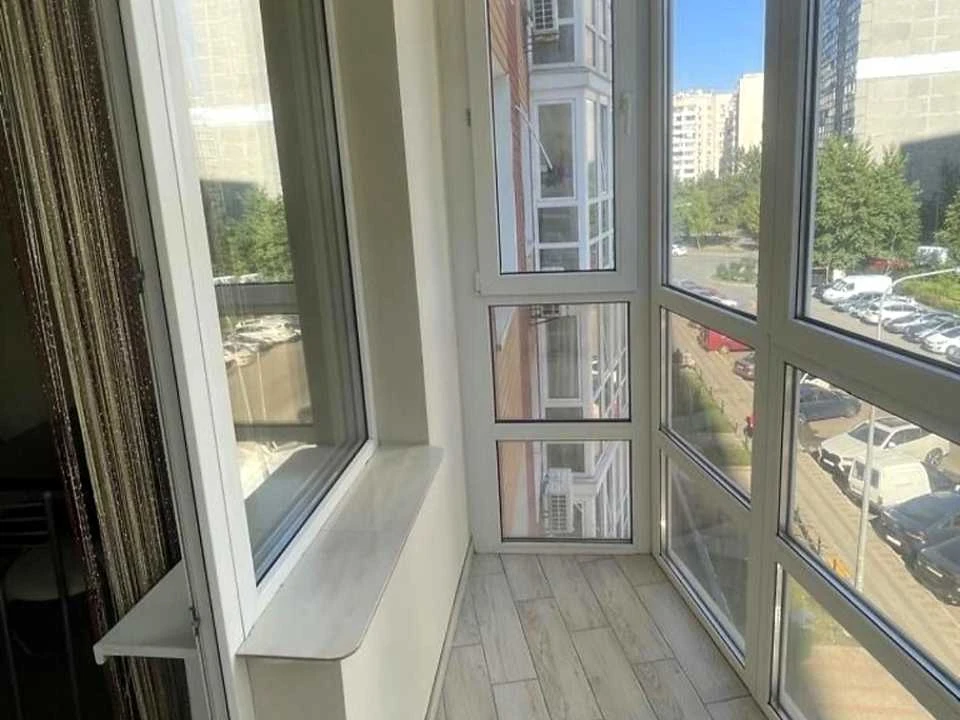 Квартира. Киев, улица Борисы Гмири
