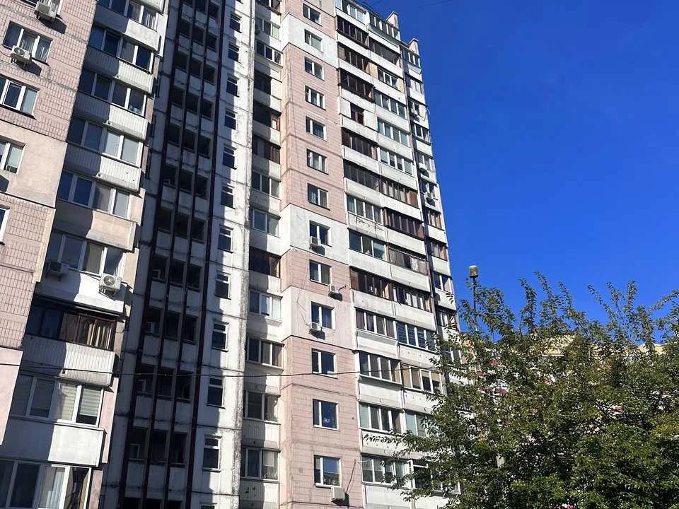 Квартира. Київ, Анни Ахматової вул.