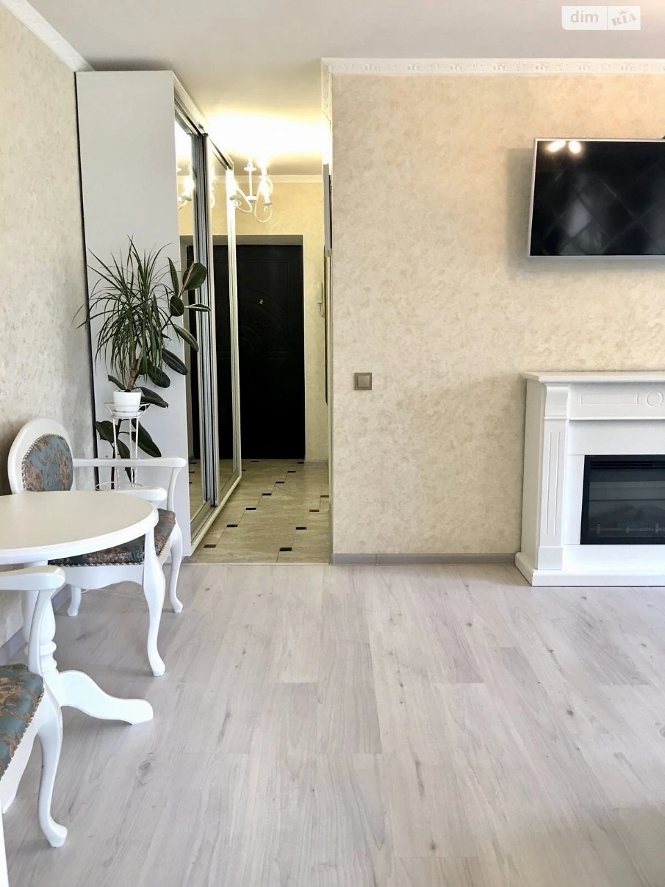 Apartment for sale in Saperne Pole