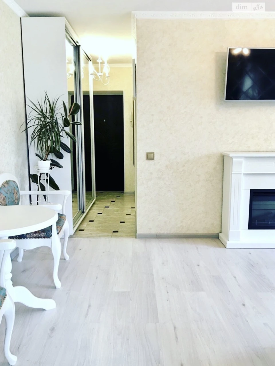 Apartment for sale in Saperne Pole