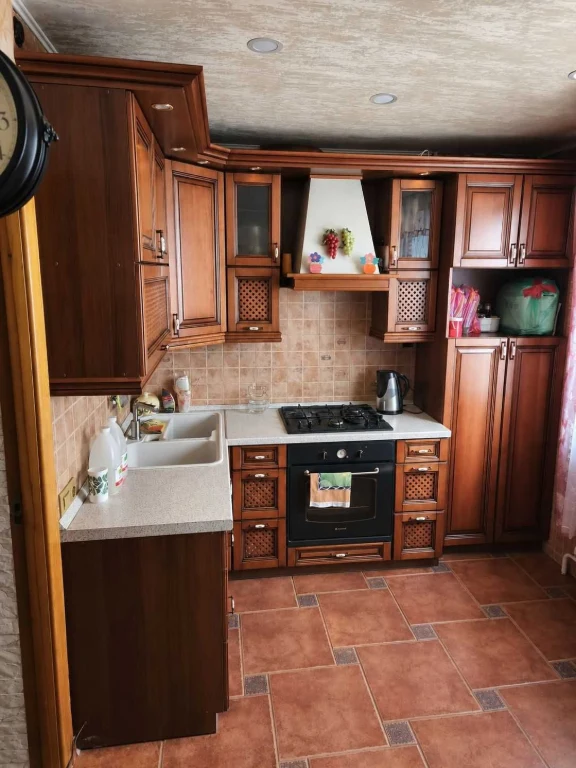 Comfortable 3-room apartment in a brick house