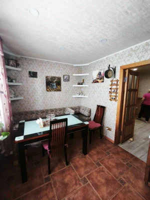 Comfortable 3-room apartment in a brick house