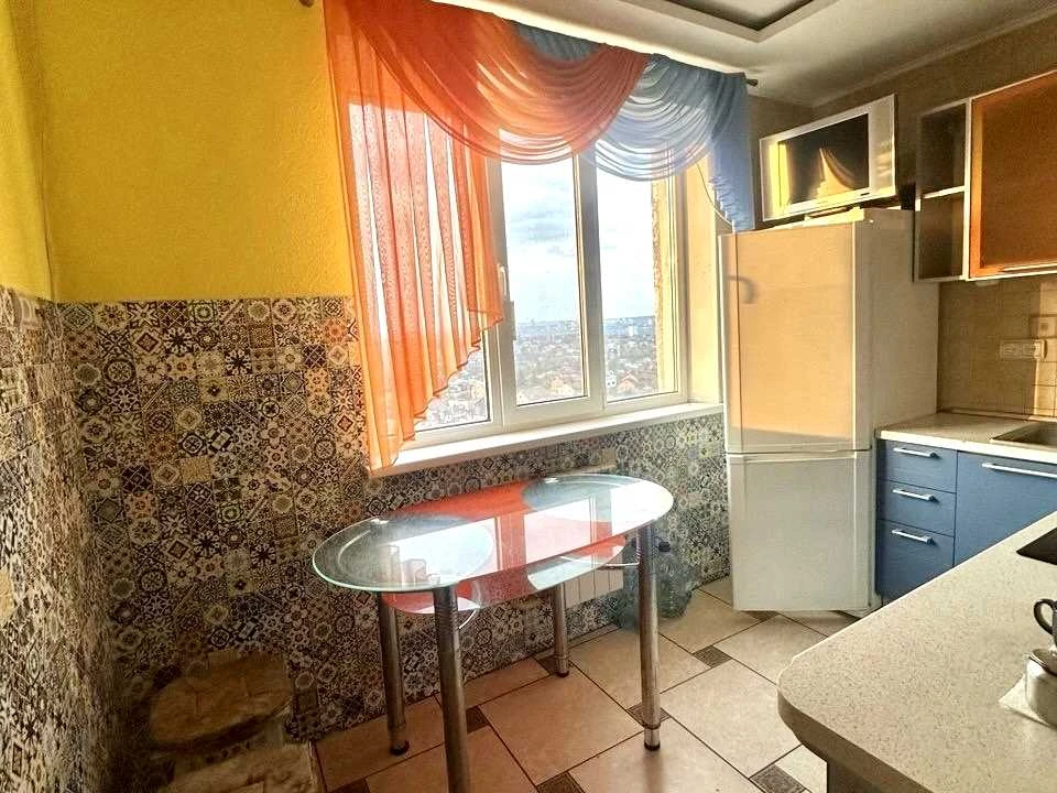 Квартира. Харків, Волонтерська вул.