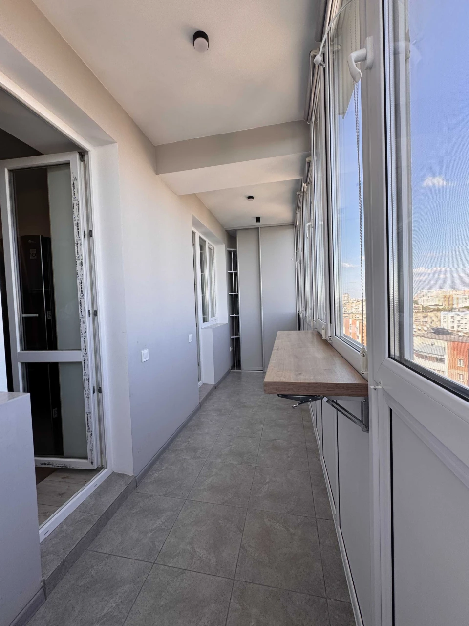 Продам 2-к квартиру 75 м² ЖК Вернисаж с ремонтом, генераторо