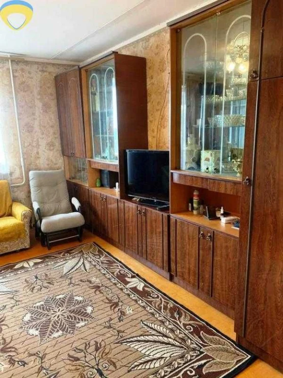 3-х комнатная квартира  на Щорса, 2 балкона.