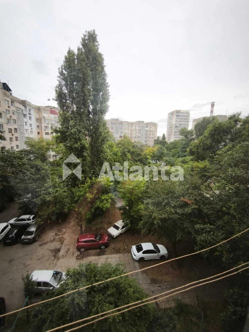 One-bedroom apartment on Tairova, Kyiv Market