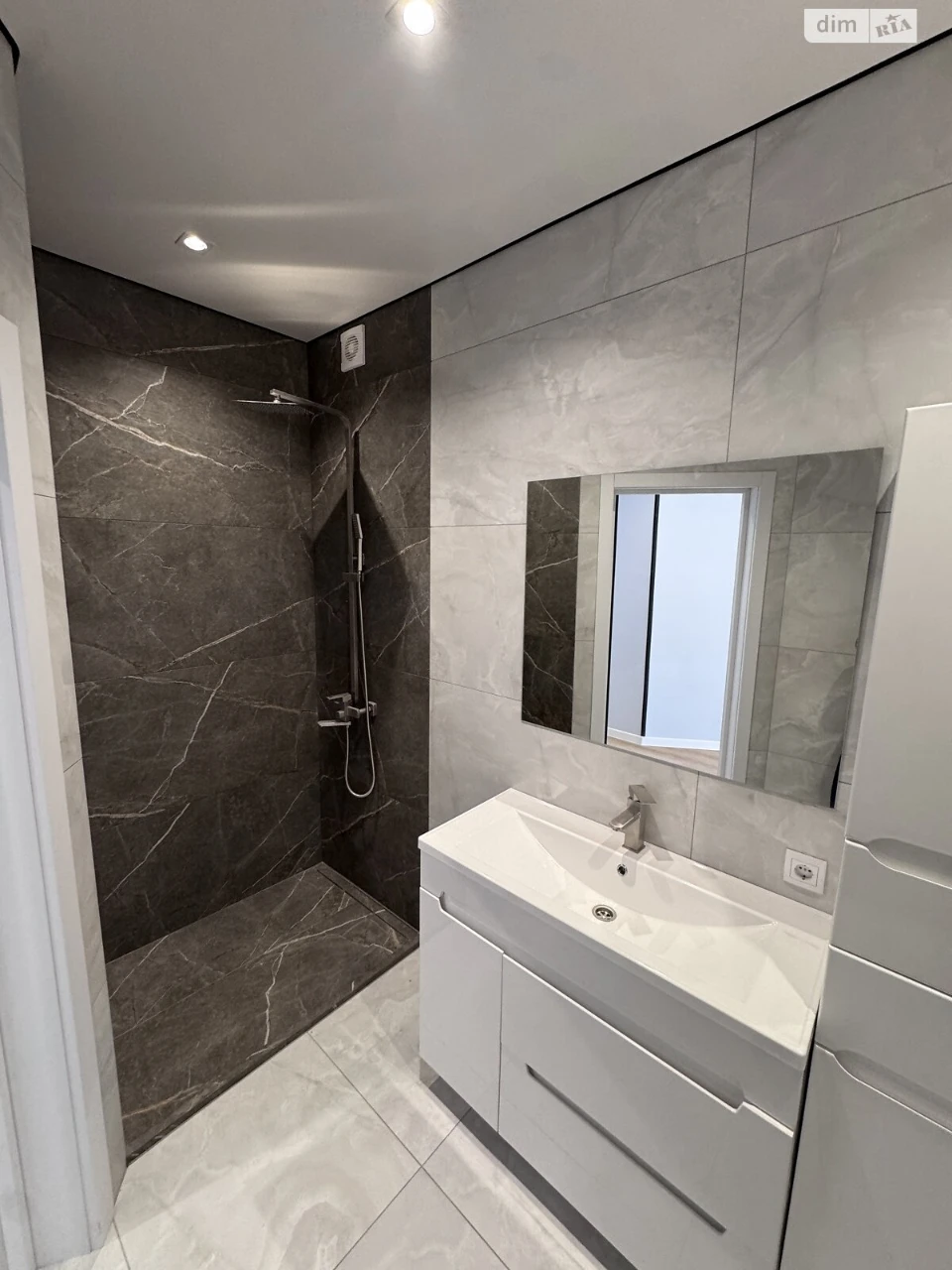 Long-term Rental of Townhouse