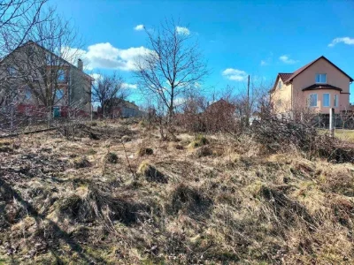 Land for sale in Khmelnitsky Prospect, Caucasus Street. Owned.