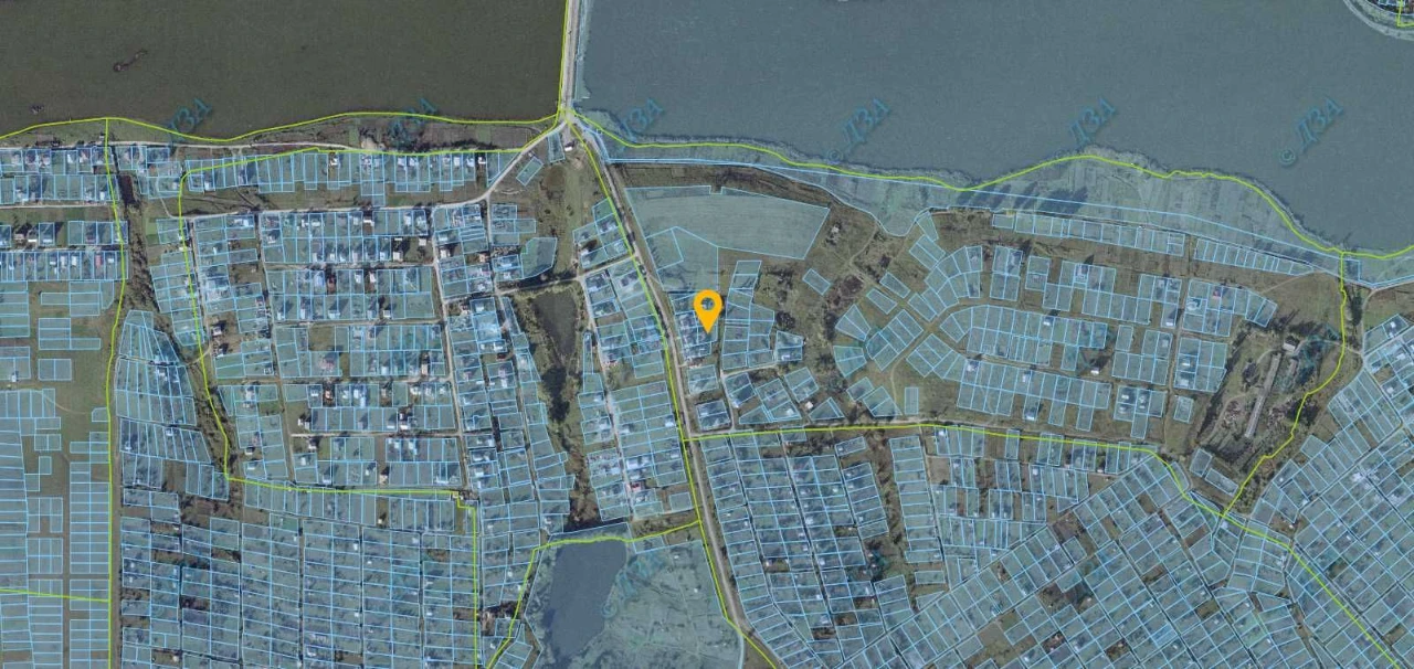Land for sale in Khmelnitsky Prospect, Caucasus Street. Owned.