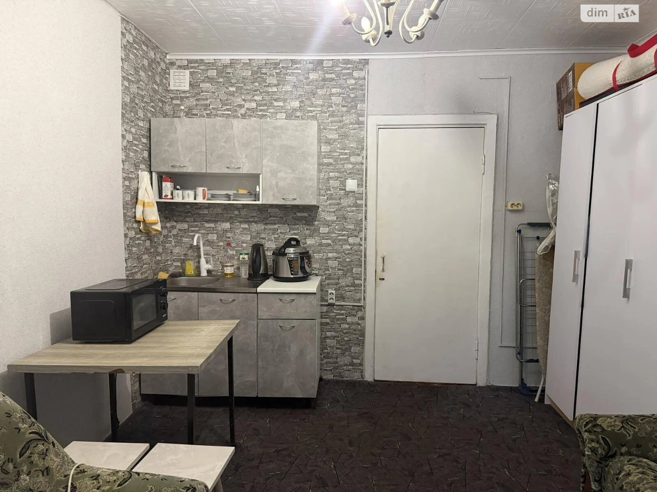 Sale of Apartment Lunačars'kyj