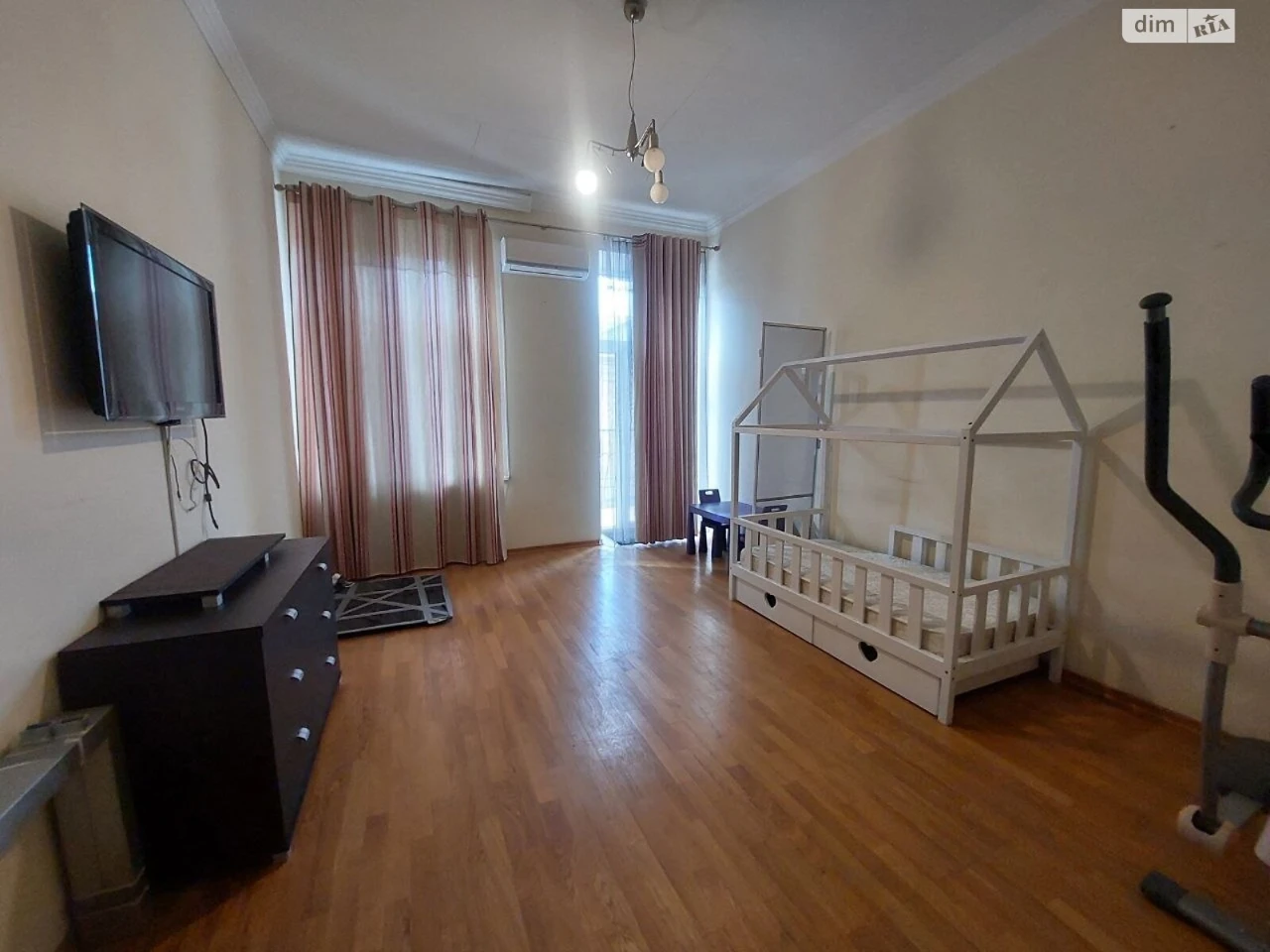 Long-Term Rental Apartment Center
