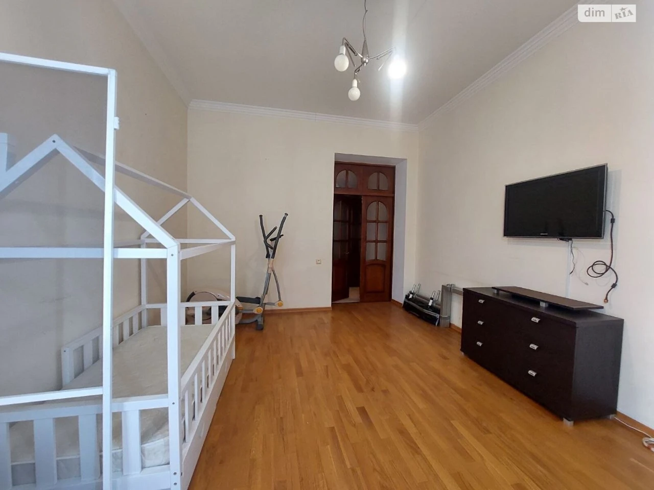 Long-Term Rental Apartment Center