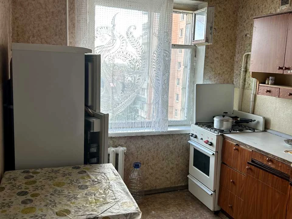 Квартира. Киев, проспект Романа Шухевича