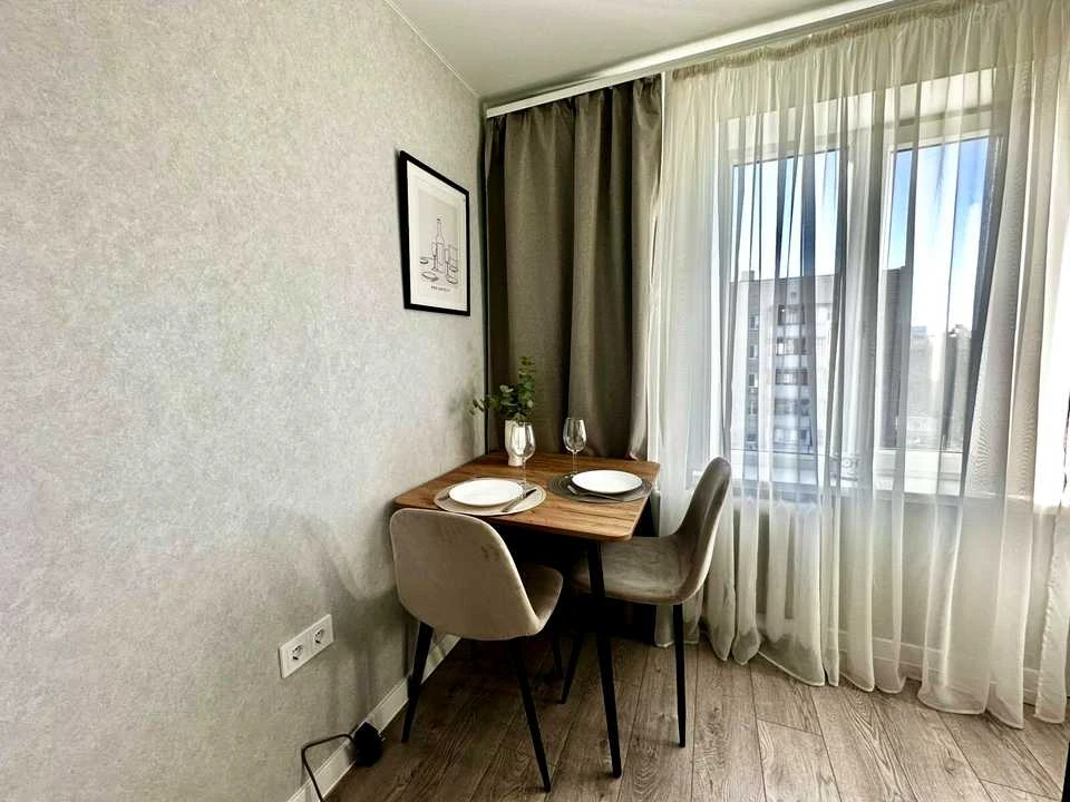 Apartment. Kyiv, Simirenka St.