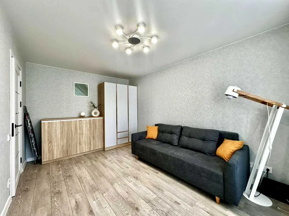 Apartment. Kyiv, Simirenka St.