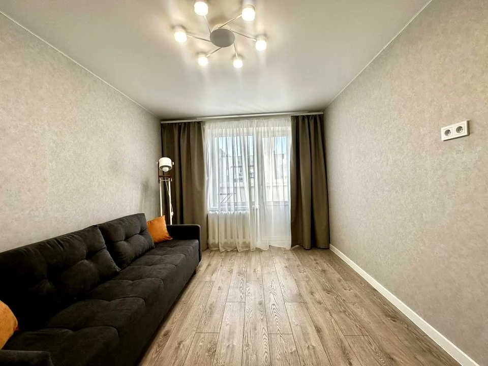 Apartment. Kyiv, Simirenka St.